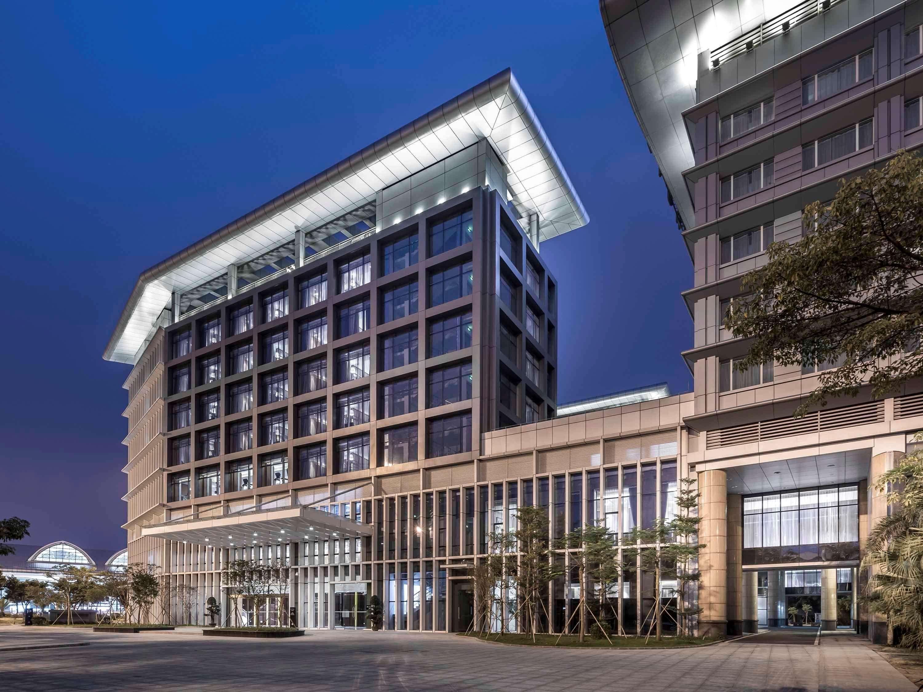 Pullman Guangzhou Baiyun Airport - Free Shuttle Bus & Official Registration Agency During Canton Fair Екстериор снимка